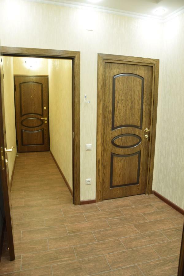 Massiv Apt Jerevan Buitenkant foto